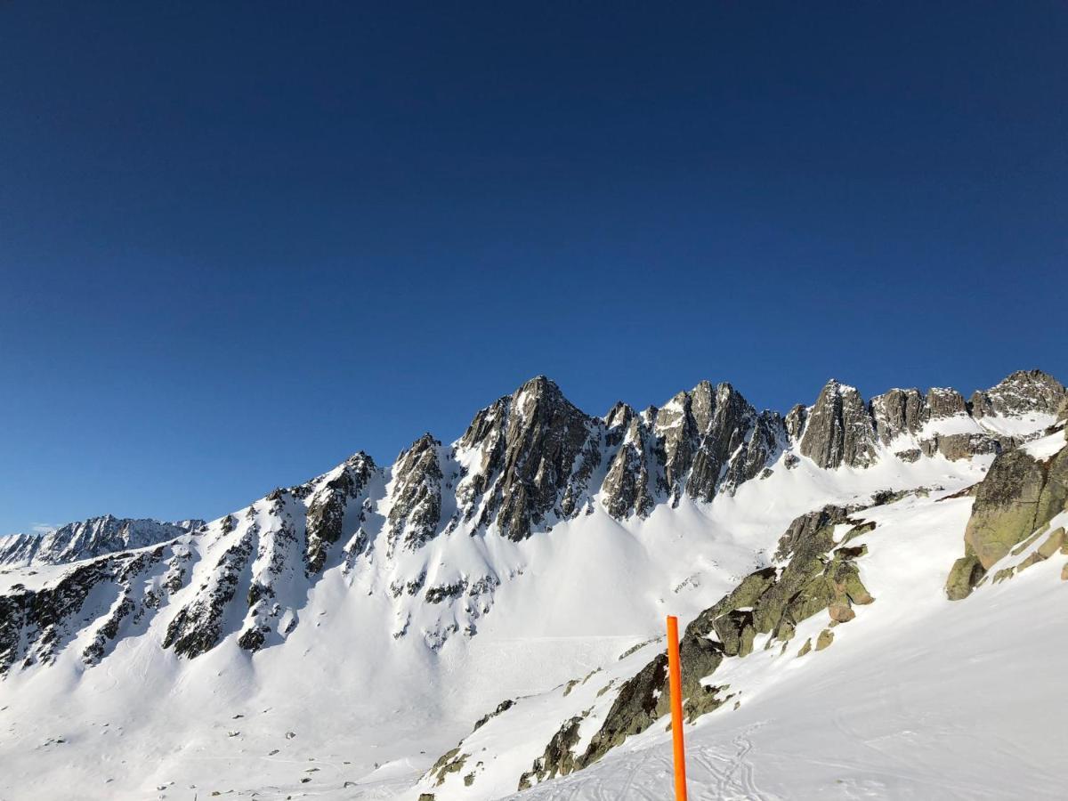 Appartamento Casa Schuoler Disentis Esterno foto