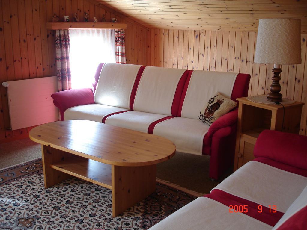 Appartamento Casa Schuoler Disentis Esterno foto