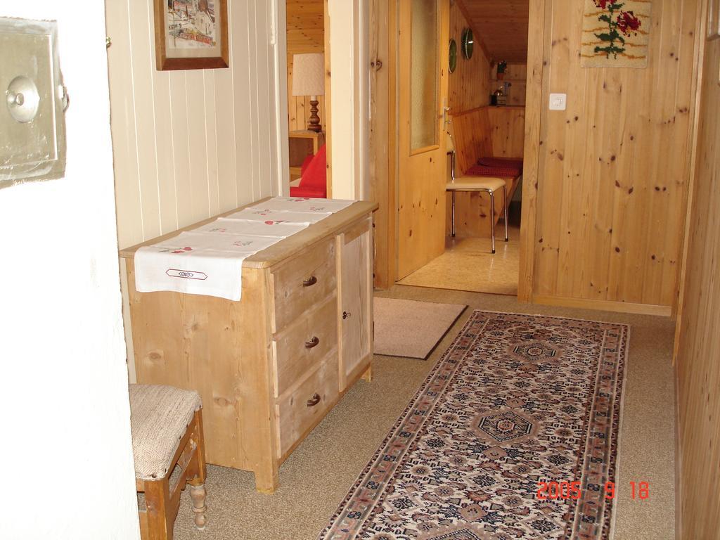 Appartamento Casa Schuoler Disentis Esterno foto